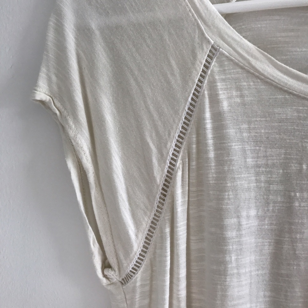 High-Low Tee - Picture 2 of 3